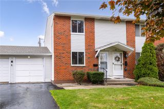 54 Fox Run, Gates, NY 14606