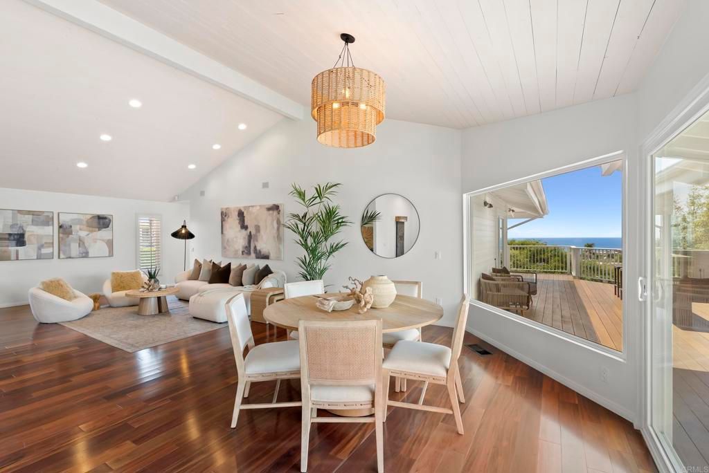 Image 26 of property listing at 541 S Granados Avenue, Solana Beach, CA 92075