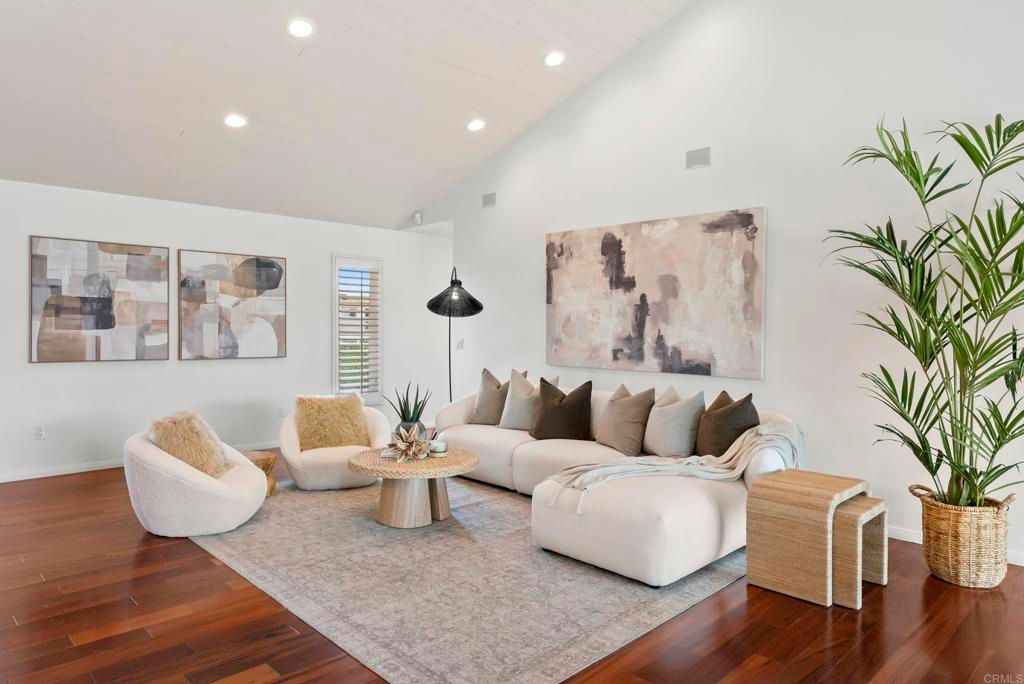 Image 30 of property listing at 541 S Granados Avenue, Solana Beach, CA 92075