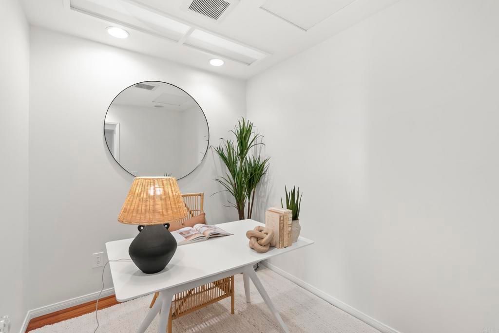 Image 37 of property listing at 541 S Granados Avenue, Solana Beach, CA 92075