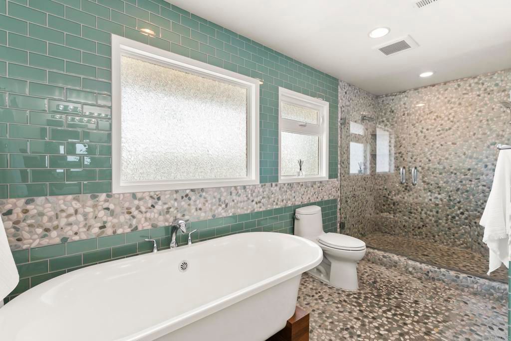 Image 39 of property listing at 541 S Granados Avenue, Solana Beach, CA 92075