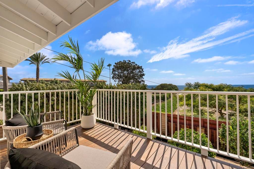 Image 56 of property listing at 541 S Granados Avenue, Solana Beach, CA 92075