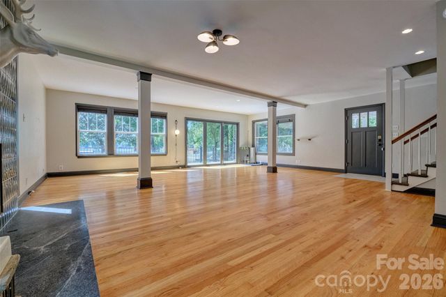 486 Willow Cove Road, Lake Wylie, SC 29710