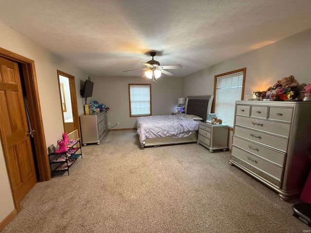 197 County Estates Drive, Mitchell, IN 47446