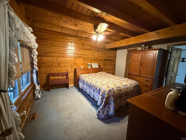 197 County Estates Drive, Mitchell, IN 47446