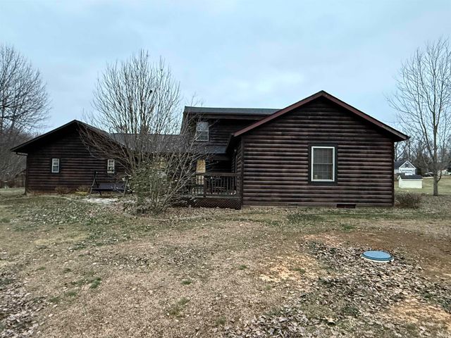 197 County Estates Drive, Mitchell, IN 47446