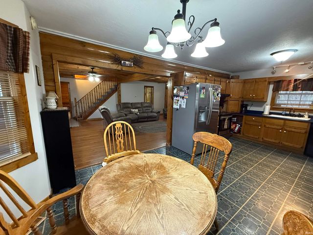 197 County Estates Drive, Mitchell, IN 47446