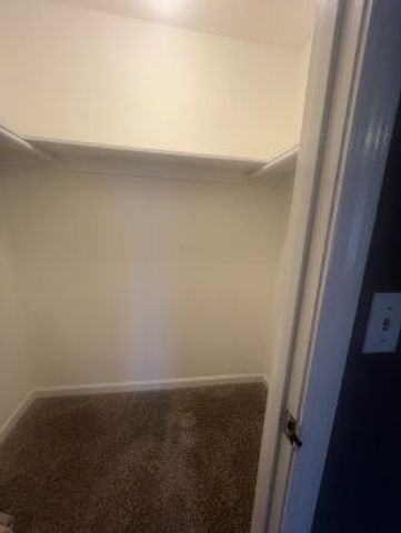 630 Hugh Hunter Rd, Oak Grove, KY 42262