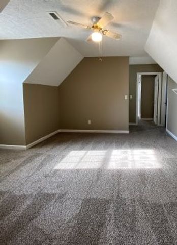 630 Hugh Hunter Rd, Oak Grove, KY 42262