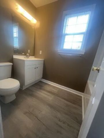 630 Hugh Hunter Rd, Oak Grove, KY 42262