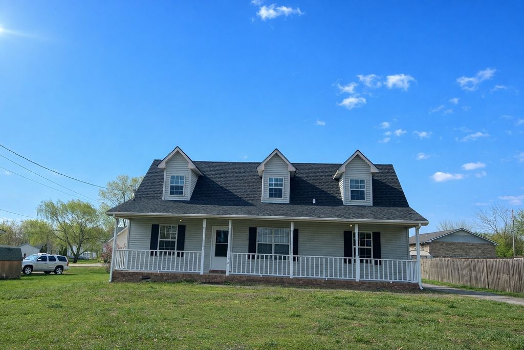 630 Hugh Hunter Rd, Oak Grove, KY 42262