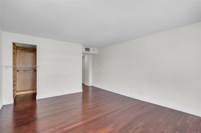 1800 Collins Avenue 10F, Miami Beach, FL 33139