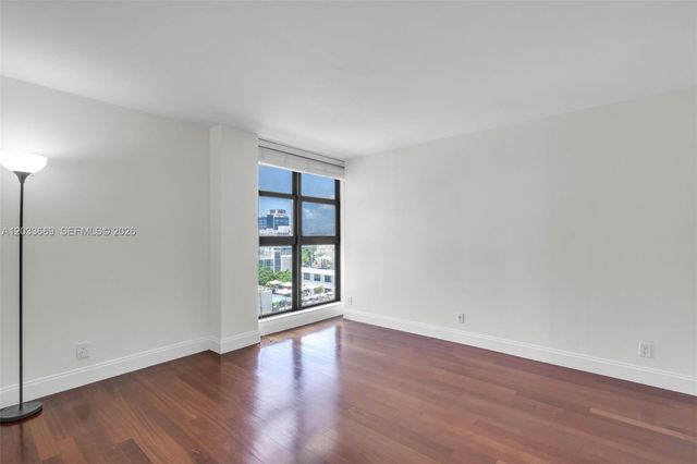 1800 Collins Avenue 10F, Miami Beach, FL 33139