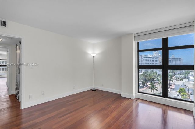 1800 Collins Avenue 10F, Miami Beach, FL 33139