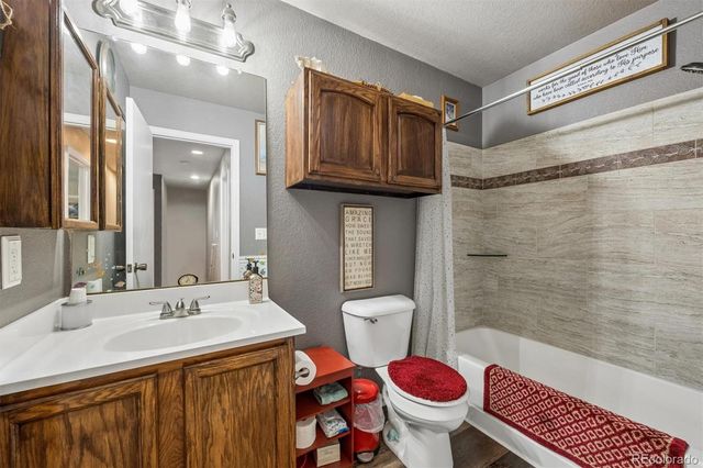 10140 Fairfax Court, Denver, CO 80229