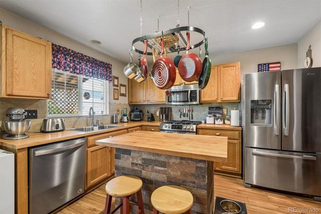 10140 Fairfax Court, Denver, CO 80229