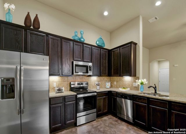 9211 Canyon, Converse, TX 78109