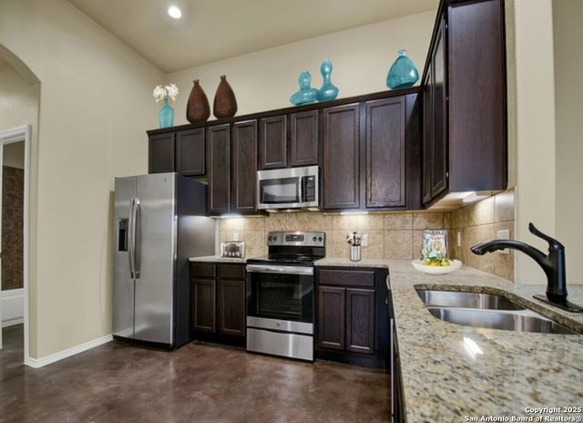 9211 Canyon, Converse, TX 78109