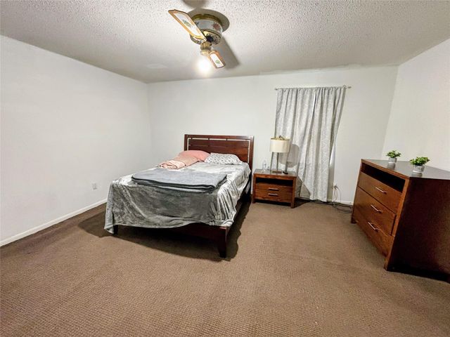 214 Mills Drive, Livingston, TX 77351