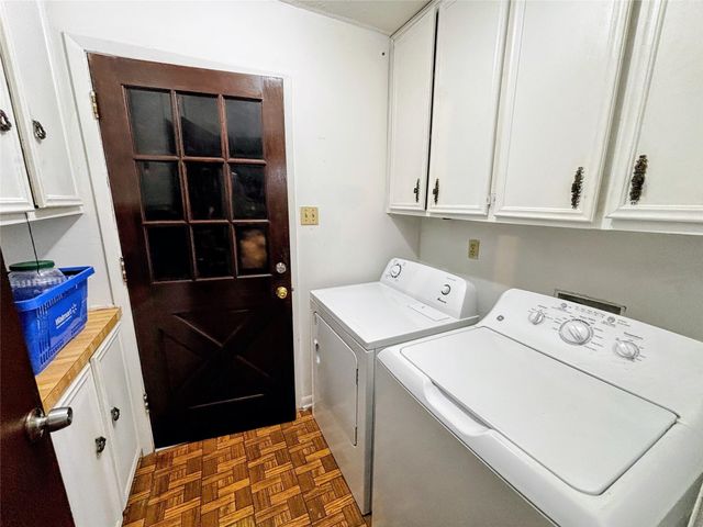 214 Mills Drive, Livingston, TX 77351