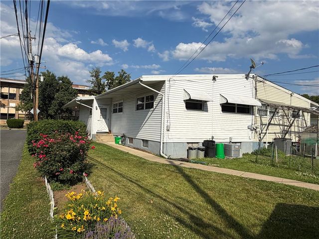 738 North Saint Lucas Street, Allentown City, PA 18104