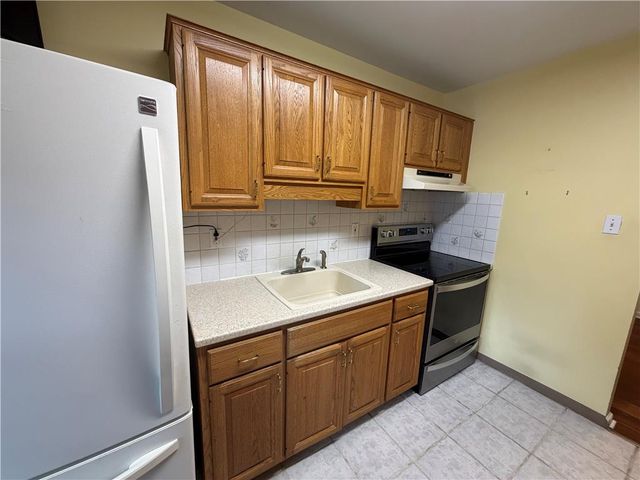 738 North Saint Lucas Street, Allentown City, PA 18104