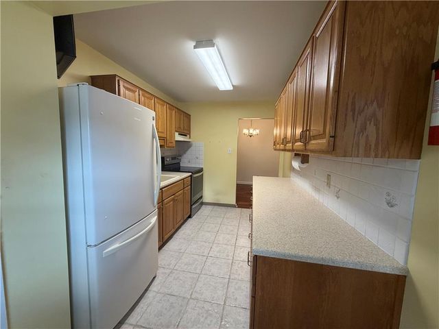 738 North Saint Lucas Street, Allentown City, PA 18104