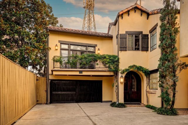 16 Lana Lane B, Houston, TX 77027