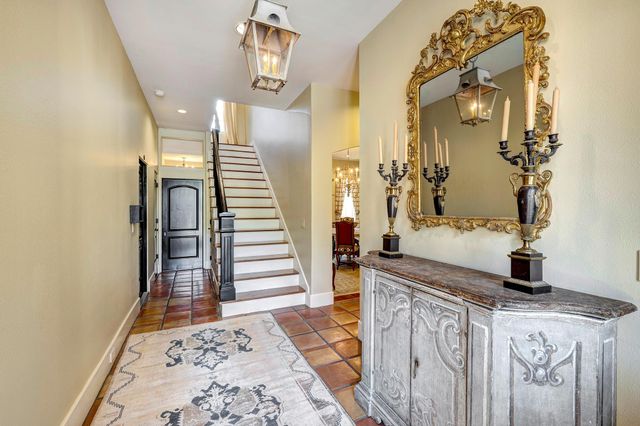 16 Lana Lane B, Houston, TX 77027