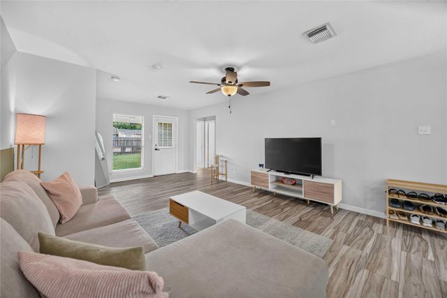 8302 Sanford Street, Baytown, TX 77521