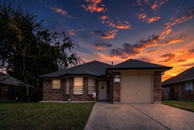 8302 Sanford Street, Baytown, TX 77521