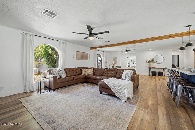 2055 E FOUNTAIN Street, Mesa, AZ 85213