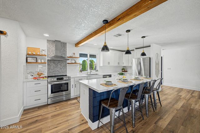 2055 E FOUNTAIN Street, Mesa, AZ 85213