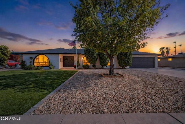 2055 E FOUNTAIN Street, Mesa, AZ 85213
