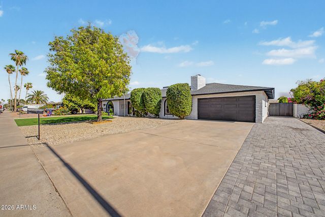 2055 E FOUNTAIN Street, Mesa, AZ 85213