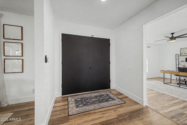 2055 E FOUNTAIN Street, Mesa, AZ 85213