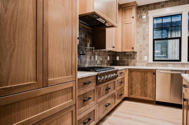 2999 NW Polarstar Avenue 45, Bend, OR 97703