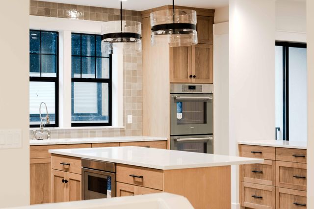 2999 NW Polarstar Avenue 45, Bend, OR 97703