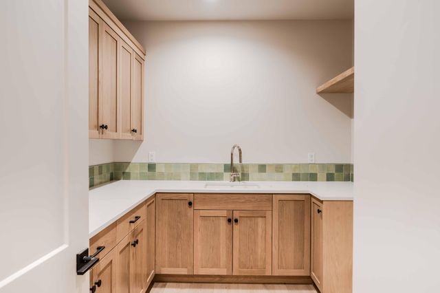 2999 NW Polarstar Avenue 45, Bend, OR 97703