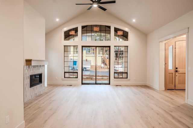 2999 NW Polarstar Avenue 45, Bend, OR 97703