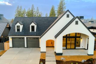 2999 NW Polarstar Avenue 45, Bend, OR 97703