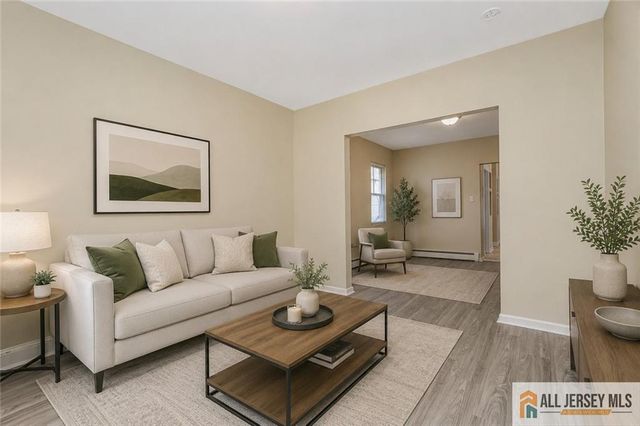 105 Louis Street, New Brunswick, NJ 08901