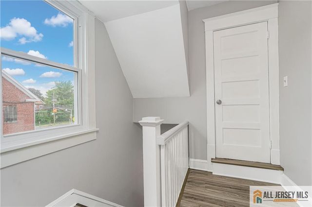 105 Louis Street, New Brunswick, NJ 08901