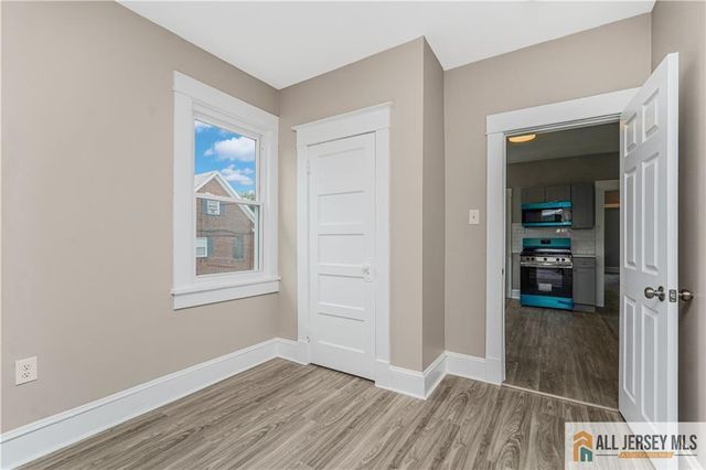 105 Louis Street, New Brunswick, NJ 08901