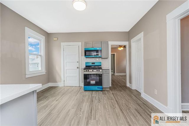 105 Louis Street, New Brunswick, NJ 08901