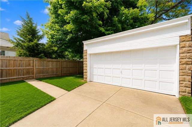 105 Louis Street, New Brunswick, NJ 08901
