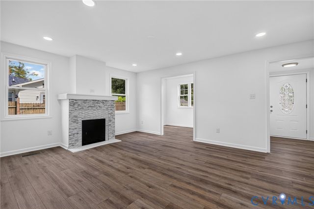 3411 Trenton St, Hopewell, VA 23860