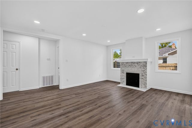 3411 Trenton St, Hopewell, VA 23860