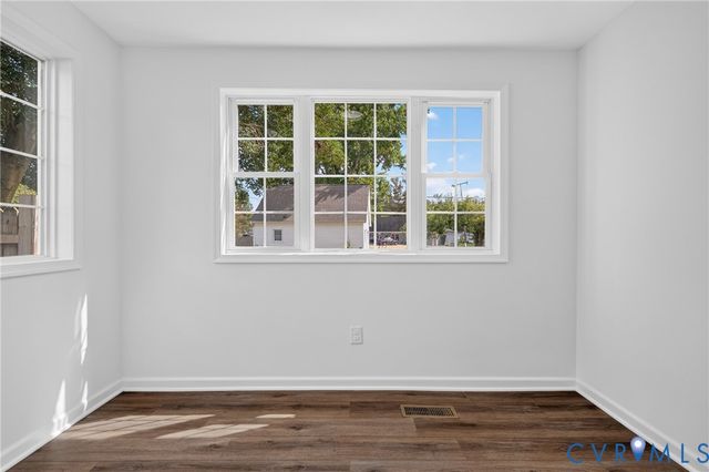 3411 Trenton St, Hopewell, VA 23860