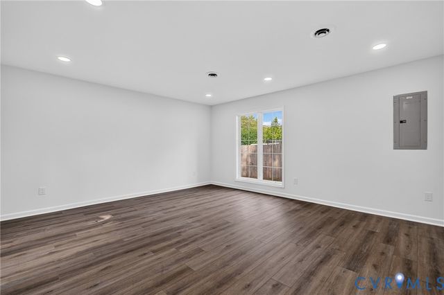 3411 Trenton St, Hopewell, VA 23860